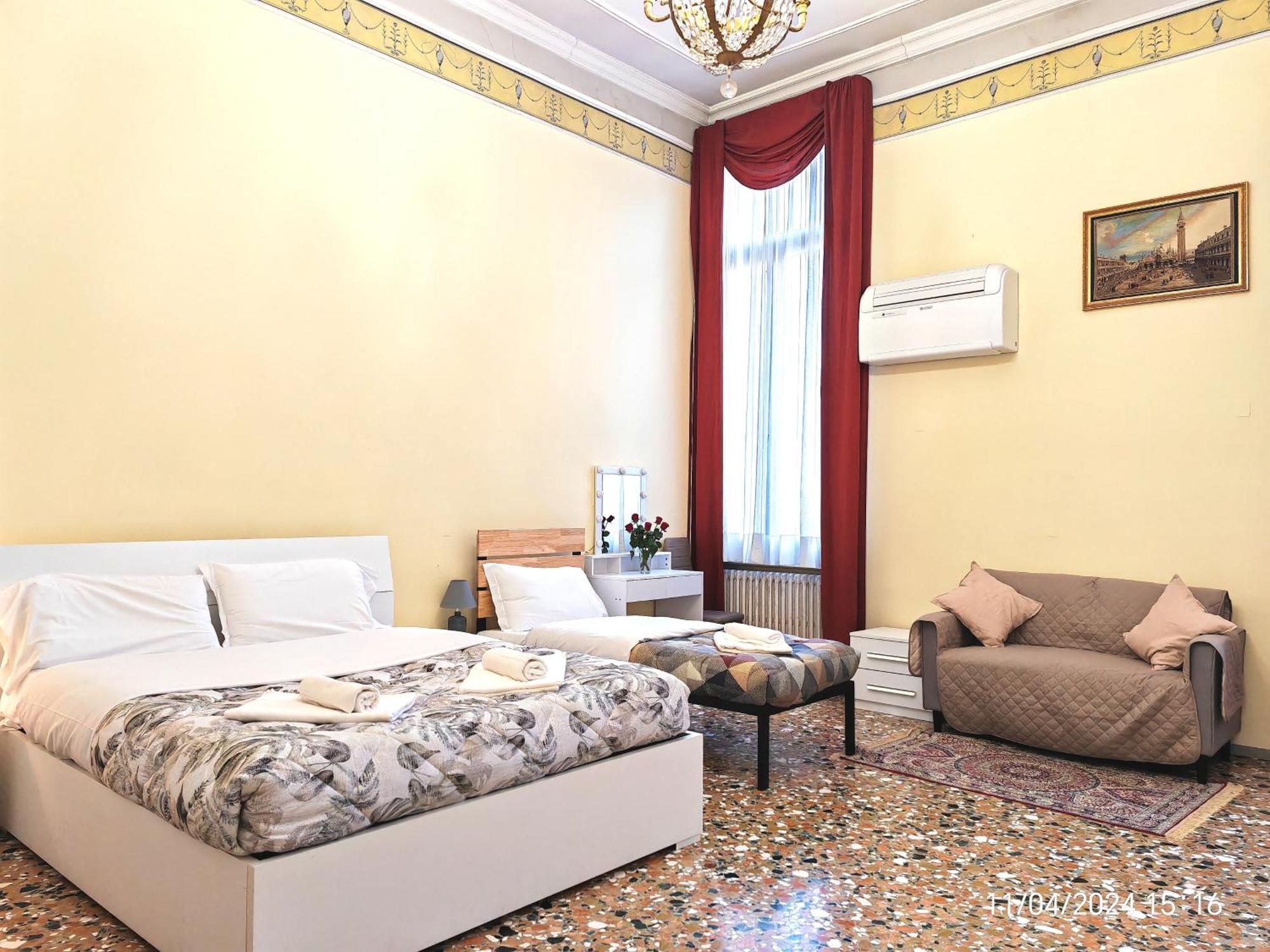 Venice Tourist House Kültér fotó